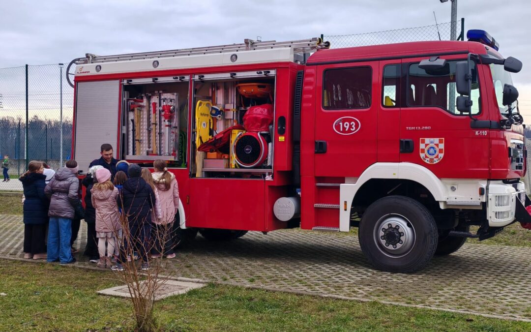 Vatrogasci u našoj školi