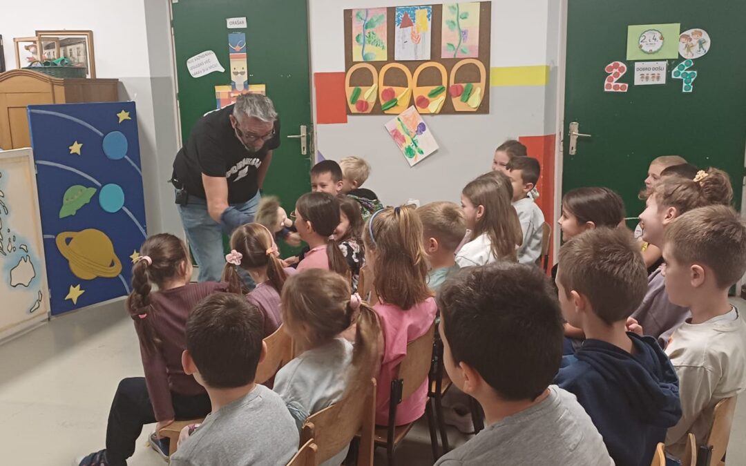 Kazalište u PŠ Repišće